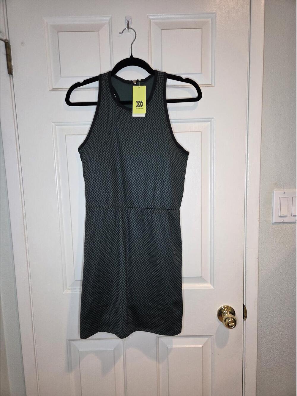 All in Motion Women's Medium Sleeveless Active Dress Black Green Houndstooth - Picture 2 of 7